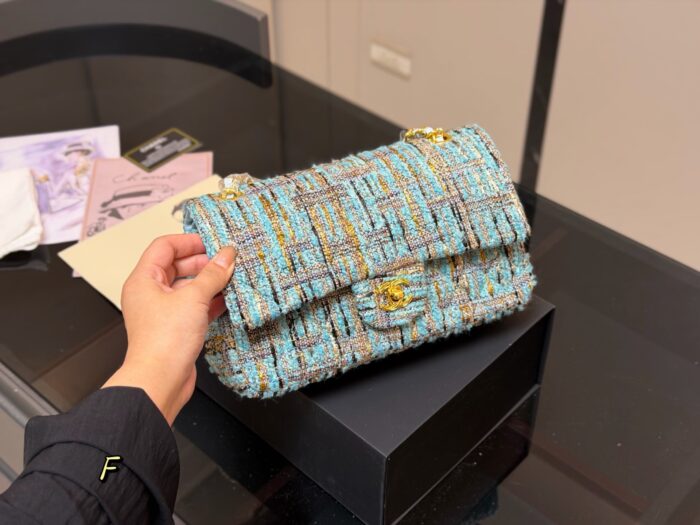 Chanel Cf Series New Wool Chain Bag - Image 3