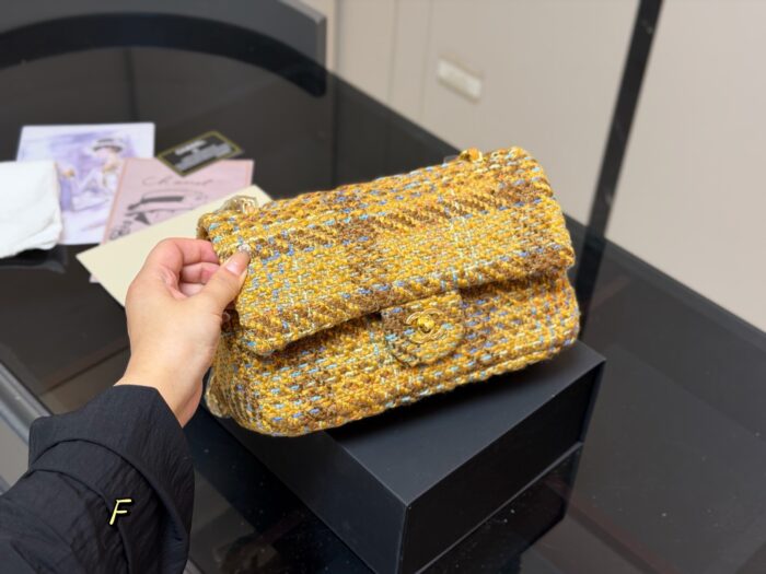 Chanel Cf Series New Wool Chain Bag - Image 4