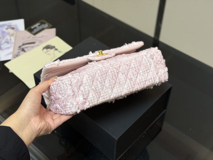 Chanel New Wool Cf Quilted Chain Bag - Image 9