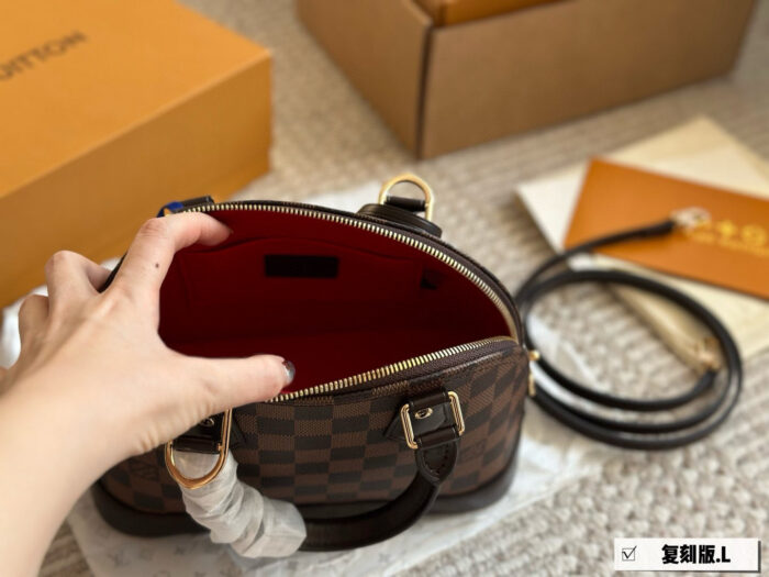 Louis Vuitton Retiro Collection Monogram Shell Bag Classic And Practical Adjustable Shoulder Strap Zip Closure - Image 9