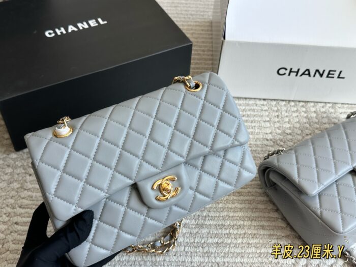 Chanel Cf Series - Lambskin Leather Upgrade Edition Quilted Chain Bag - Image 1