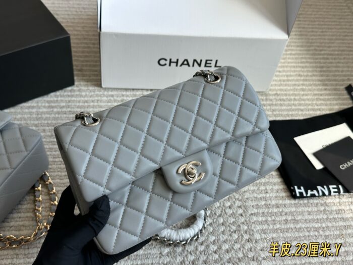 Chanel Cf Series - Lambskin Leather Upgrade Edition Quilted Chain Bag - Image 2
