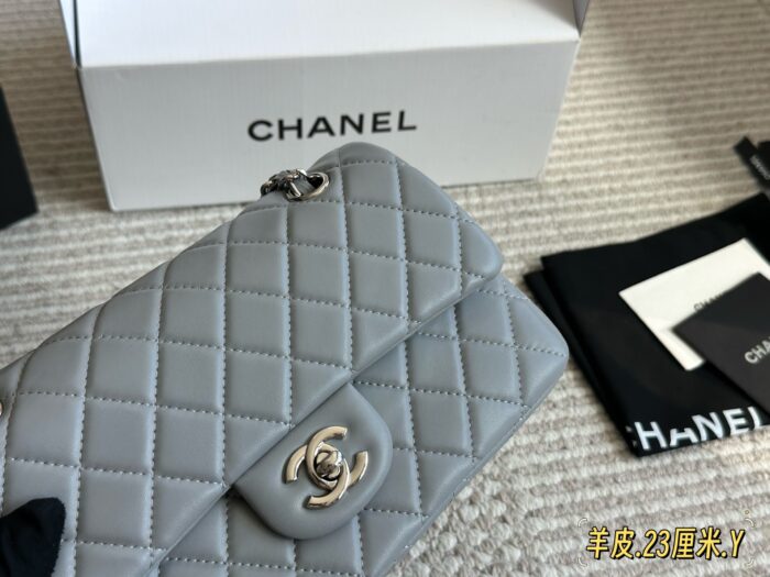 Chanel Cf Series - Lambskin Leather Upgrade Edition Quilted Chain Bag - Image 3