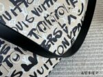 Louis Vuitton Relaxed Chic Top-Grain Leather Underarm Tote Essential Autumn/Winter Styling Companion - Image 4