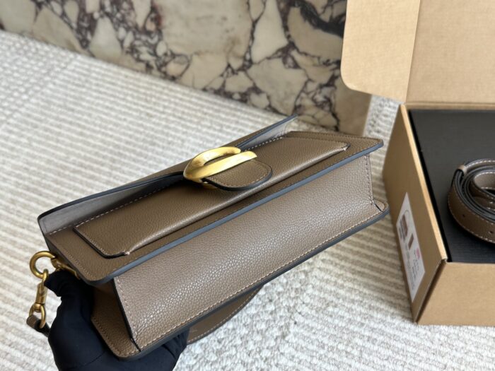Coach Tabby Replica Cowhide Handbag/Shoulder Bag/Crossbody Bag New Colourway Exquisite Hardware Spacious Layered Design - Image 4