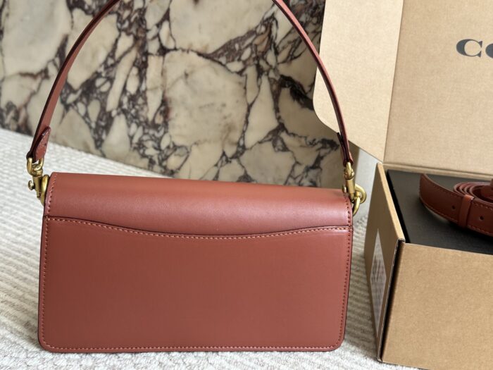Coach Tabby Replica Cowhide Handbag/Shoulder Bag/Crossbody New Colourway Metal Buckles Dual Carry Options Pearl Chain Generous Capacity - Image 5