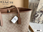 Coach Snap-Closure City Tote Classic Logo Shopping Tote Suitable For All Seasons - Image 4