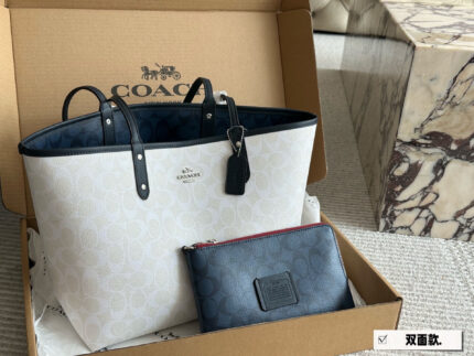 Coach Classic Reversible City Tote Classic Logo Tote Bag Double-Sided Design