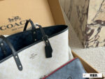 Coach Classic Reversible City Tote Classic Logo Tote Bag Double-Sided Design - Image 3