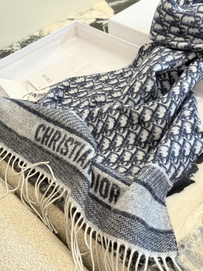 Dior Oblique Print Double-Sided Cashmere Scarf - Versatile Shawl Or Scarf - Image 6