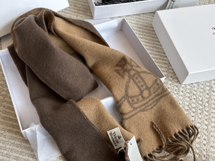 Vivienne Westwood Autumn/Winter Wool Scarf With Large Saturn Logo Reversible Design - Image 9