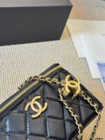 Chanel Double C Logo Adjustable Buckle Box-Shaped Makeup Case In Quilted Lambskin Chain Handle With Built-In Mirror Can Be Carried By Hand Or Worn Crossbody - Image 5