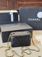 Chanel Double C Logo Adjustable Buckle Box-Shaped Makeup Case In Quilted Lambskin Chain Handle With Built-In Mirror Can Be Carried By Hand Or Worn Crossbody - Image 6