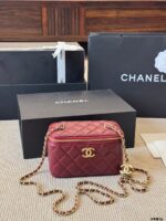 Chanel Double C Logo Adjustable Buckle Box-Shaped Makeup Case In Quilted Lambskin Chain Handle With Built-In Mirror Can Be Carried By Hand Or Worn Crossbody - Image 11