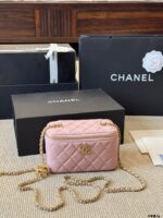 Chanel Double C Logo Adjustable Buckle Box-Shaped Makeup Case In Quilted Lambskin Chain Handle With Built-In Mirror Can Be Carried By Hand Or Worn Crossbody - Image 12