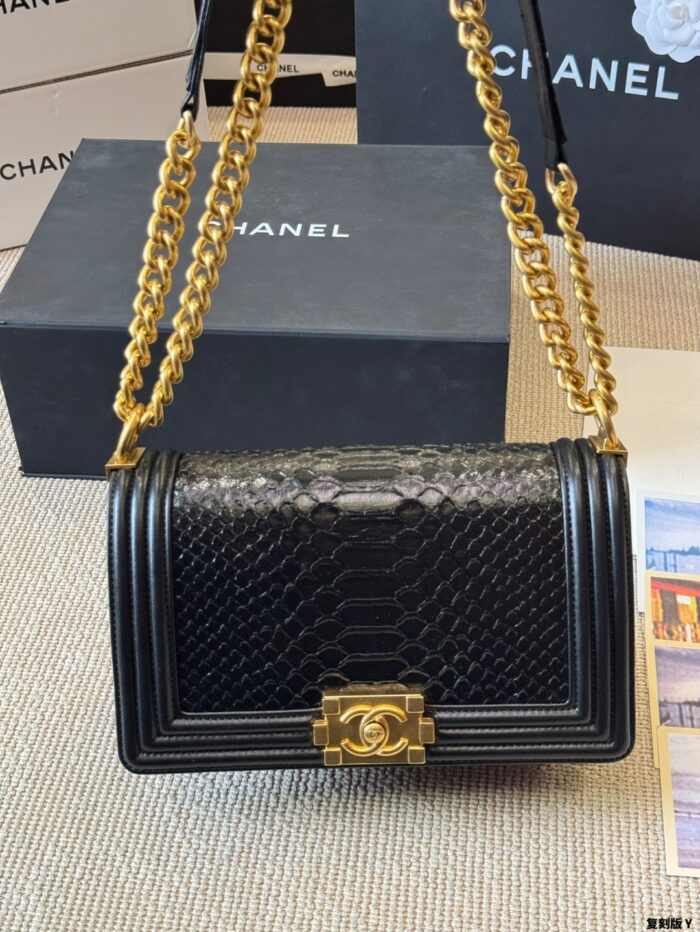 Chanel Leboy Rare Leather Mum Bag Replica Edition Gold-Tone Hardware Impeccable Structure Soft To The Touch Exquisite Craftsmanship - Image 4
