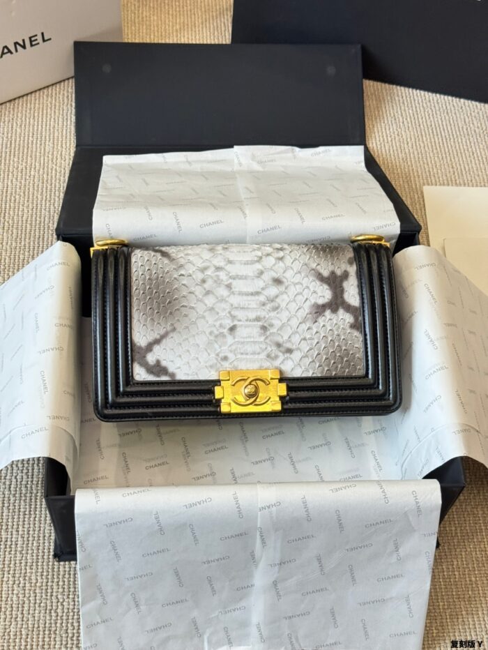 Chanel Leboy Rare Leather Mum Bag Replica Edition Gold-Tone Hardware Impeccable Structure Soft To The Touch Exquisite Craftsmanship - Image 10