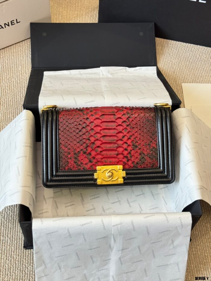 Chanel Leboy Rare Leather Mum Bag Replica Edition Gold-Tone Hardware Impeccable Structure Soft To The Touch Exquisite Craftsmanship - Image 12