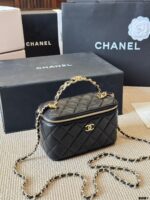 Chanel 23K Replica Long Makeup Case With Mirror, Diamond-Set Handle, Solid Brass Hardware - Image 8