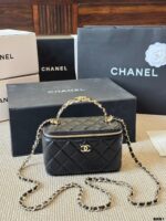 Chanel 23K Replica Long Makeup Case With Mirror, Diamond-Set Handle, Solid Brass Hardware - Image 12