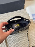 Chanel 24A 31 Bag Mini Reissue Edition - Image 9