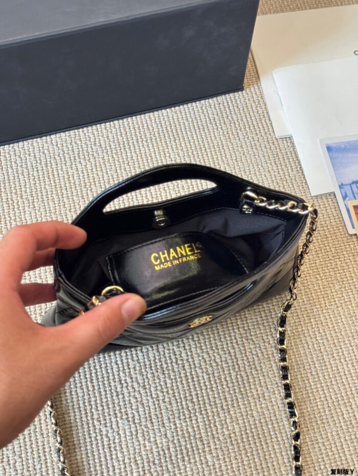 Chanel 24A 31 Bag Mini Reissue Edition - Image 9
