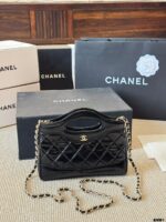 Chanel 24A 31 Bag Mini Reissue Edition - Image 13