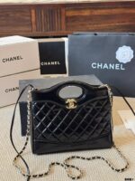 Chanel 24A 31Bag Horizontal Reissue Edition Quilted Double C Chain Bag - Image 3