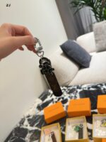Louis Vuitton Dragonne Tab Small Turtle Pendant Keyring Bag Accessory - Image 6
