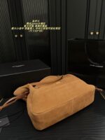 Yves Saint Laurent Jamie Suede Bucket Bag Retro Elegance Impressive Capacity Versatile For Both Casual And Formal Wear - Image 5