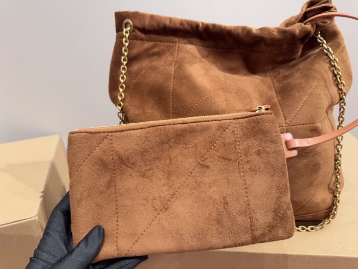 Yves Saint Laurent Suede Chain Bag Retro Elegance Impressive Capacity Suitable For Both Casual And Formal Wear - Image 9