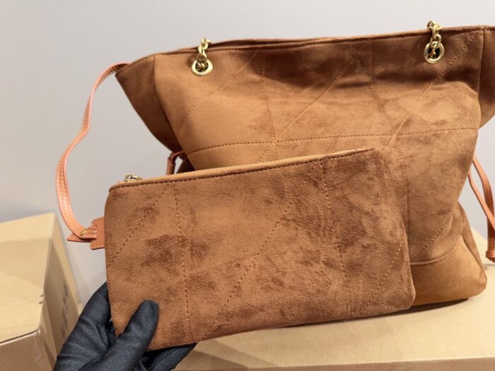 Yves Saint Laurent Suede Chain Bucket Bag Retro Elegance Impressive Capacity Effortlessly Versatile For Both Casual And Formal Occasions - Image 9