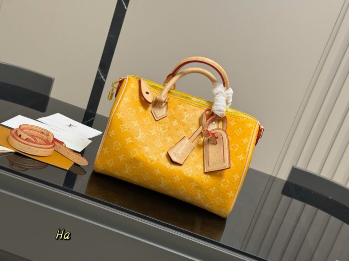 Louis Vuitton Keepall New Pillow Bag Genuine Leather Unisex Style - Image 2