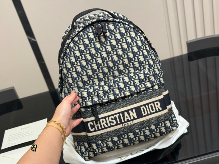 Dior New Backpack Unisex Large Capacity Travel & Student Essential - Image 5