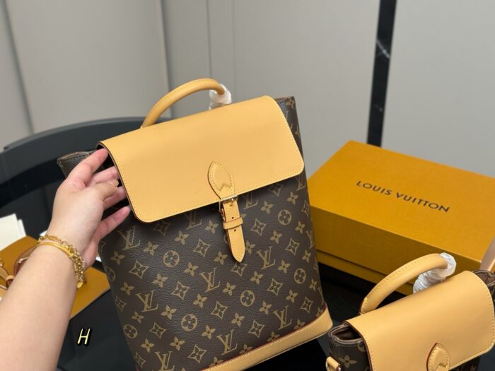 Louis Vuitton Backpack Unisex, Versatile, Iconic Masterpiece - Image 2