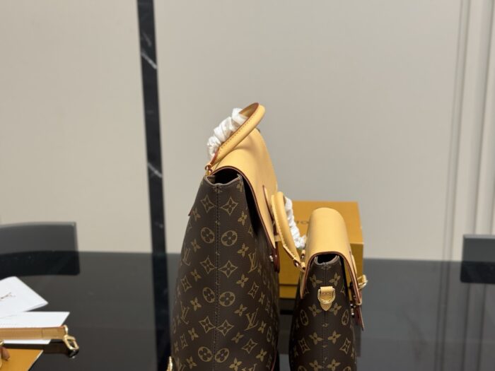 Louis Vuitton Backpack Unisex, Versatile, Iconic Masterpiece - Image 7