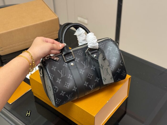 Louis Vuitton Keepall 25 Pillow Bag - Compact And Adorable - Boyfriend'S Battle Bag - Image 2