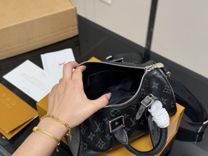 Louis Vuitton Keepall 25 Pillow Bag - Compact And Adorable - Boyfriend'S Battle Bag - Image 4
