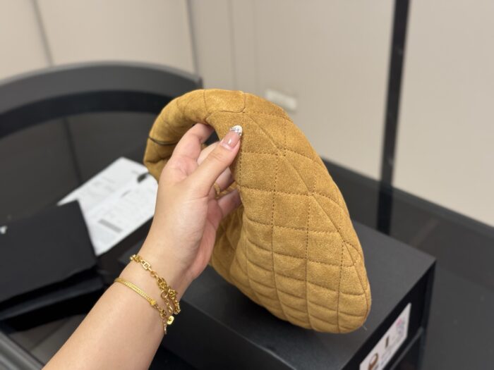 Yves Saint Laurent Calypso Hobo Emotional Black Gold Vintage Crescent Bag Matte Calfskin French Flair - Image 6