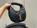 Yves Saint Laurent Calypso Hobo Emotional Black Gold Vintage Crescent Bag Matte Calf Leather French-Inspired Elegance Lightweight And Unique - Image 9