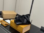 Louis Vuitton Carryall Bow Casual Women'S Handbag - Image 8