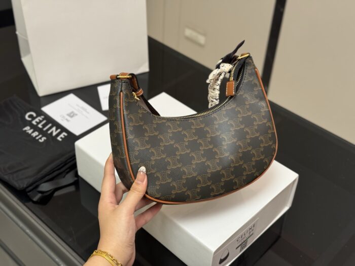 Celine Ava Underarm Bag Luxurious Feel Highly Practical Exudes Confidence - Image 5
