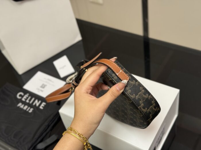 Celine Tilly 2025 New Arrival Vintage-Inspired, Sultry, Versatile Calfskin Mini Bag - Image 6