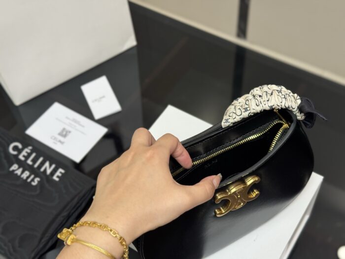 Celine Tilly 2025 New Arrival: Vintage-Inspired Versatile Calf Leather Mini Bag - Image 4