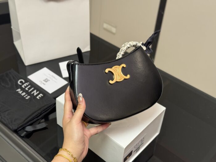 Celine Tilly 2025 New Arrival: Vintage-Inspired Versatile Calf Leather Mini Bag - Image 5