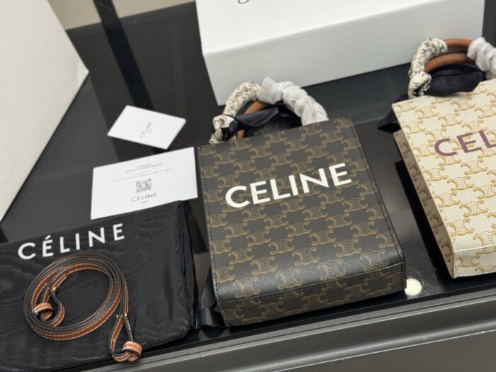 Celine Vintage Mini Music Score Bag Timeless And Durable, Perfect For All Seasons - Image 5