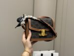 Celine Arc De Triomphe Collection Cowhide Shoulder Bag - Four Seasons Use - Includes Foldable Box - Image 9
