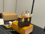 Louis Vuitton Mini Tote Bag Replica High Quality Includes Long Shoulder Strap Coin Purse