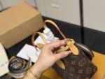 Louis Vuitton Mini Tote Bag Replica High Quality Includes Long Shoulder Strap Coin Purse - Image 7