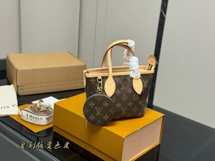 Louis Vuitton Mini Tote Bag Replica Edition With Long Shoulder Strap And Coin Purse - High Quality - Image 1